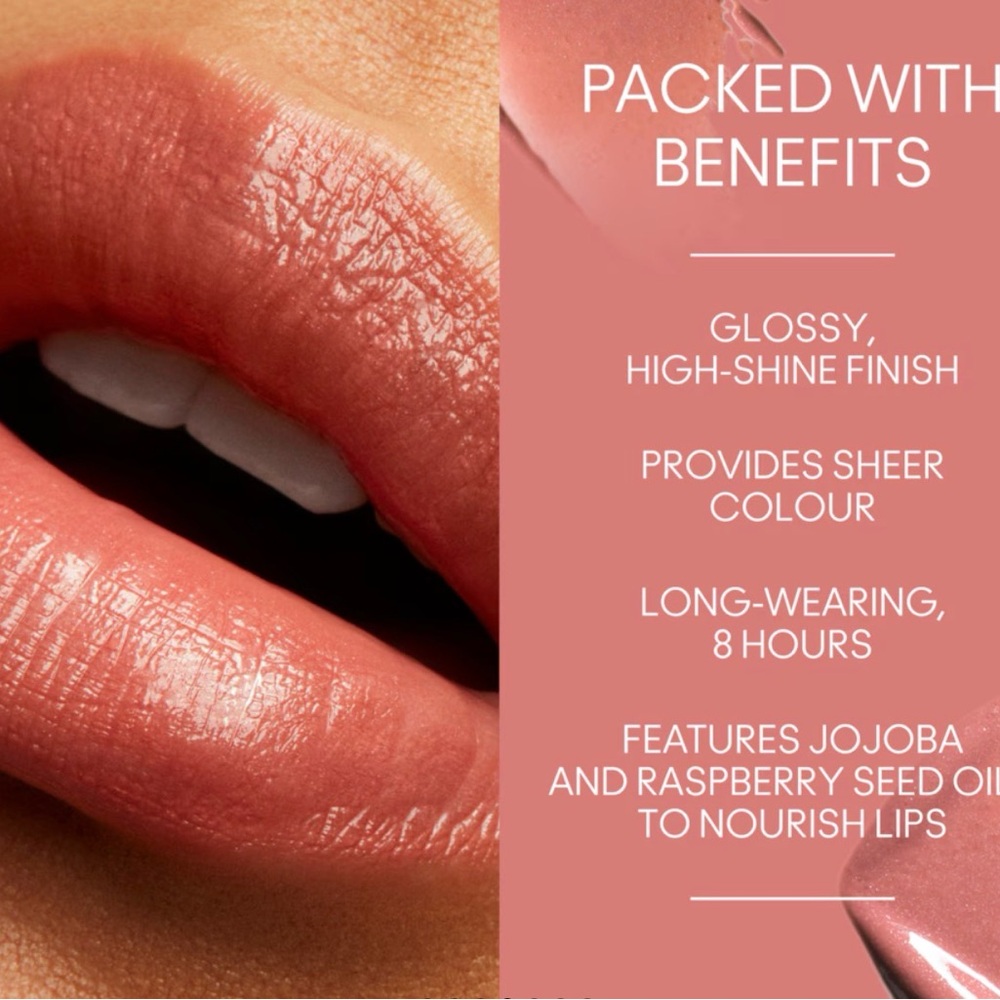 THANKS IT’S M·A·C!
MAC LUSTREGLASS SHEER-SHINE LIPSTICK